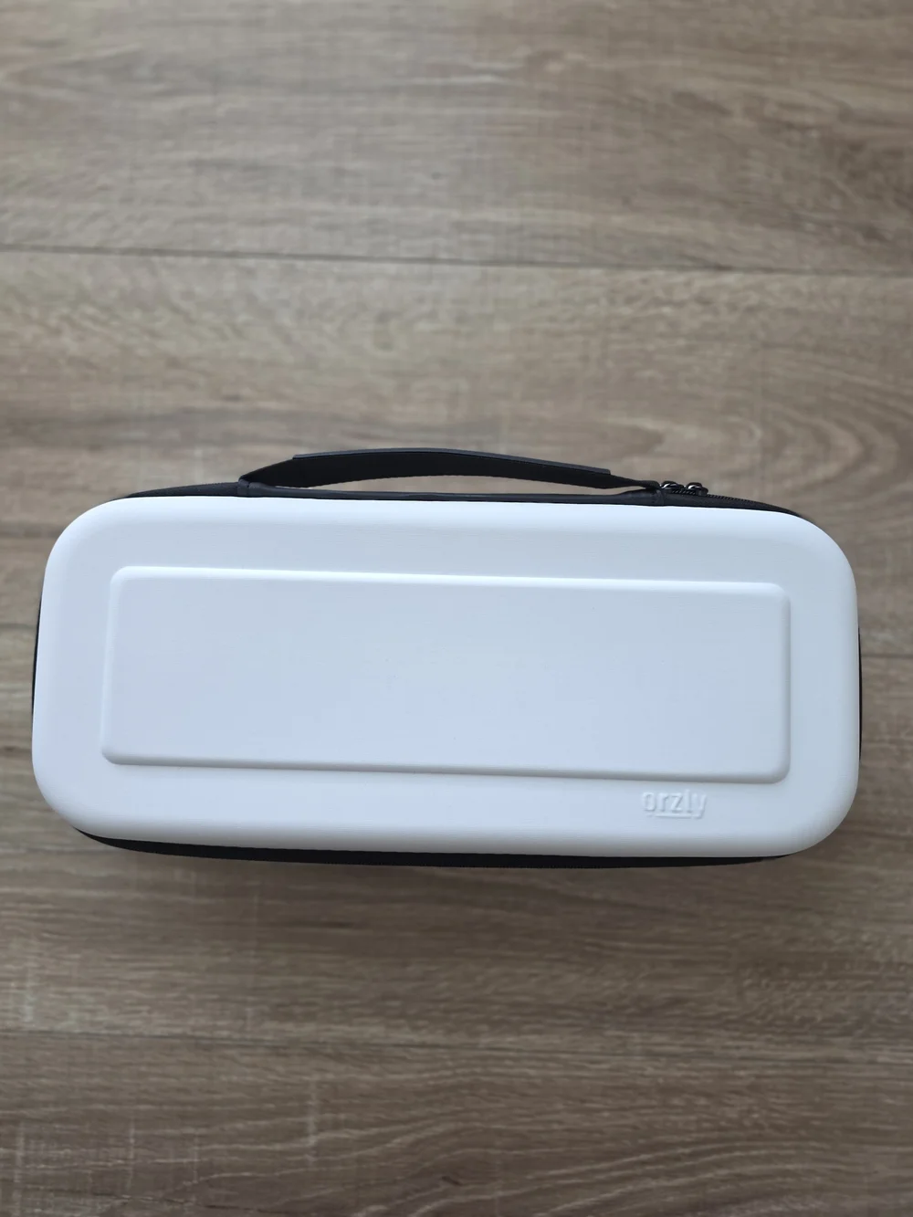 White VR Headset Carrying Case- PlayStation Portal Remote Player